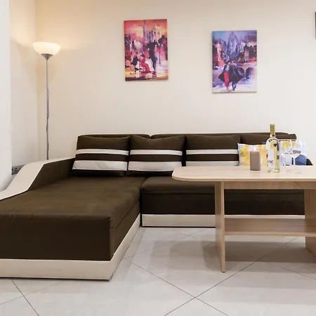 Becentral! By Rv Apartament