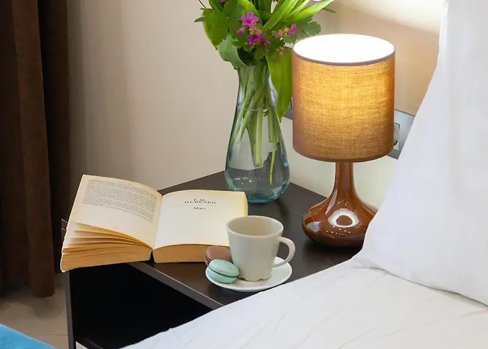 Becentral! By Rv Warna